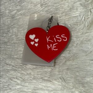 Red Heart 'Kiss Me' Keychains